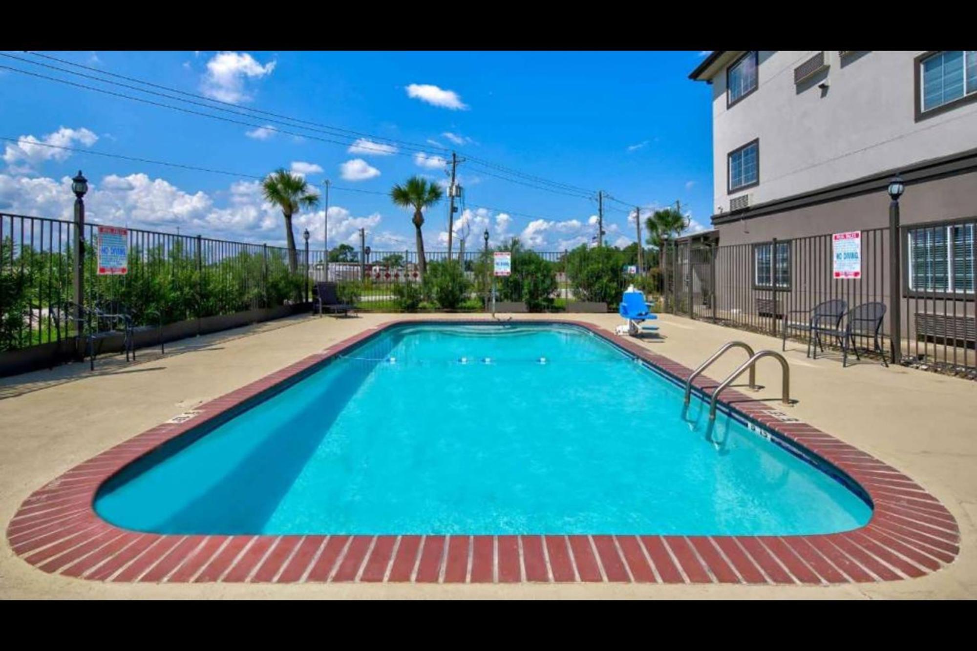 Oyo Townhouse Sulphur,La Extended Stay Esterno foto
